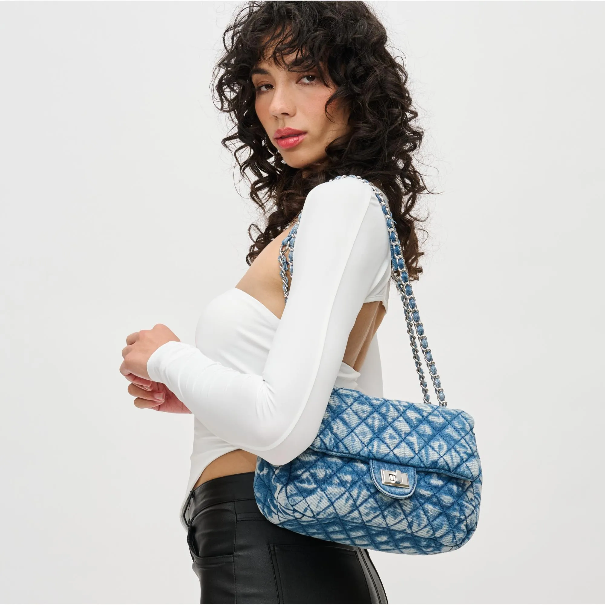 Chamika Crossbody