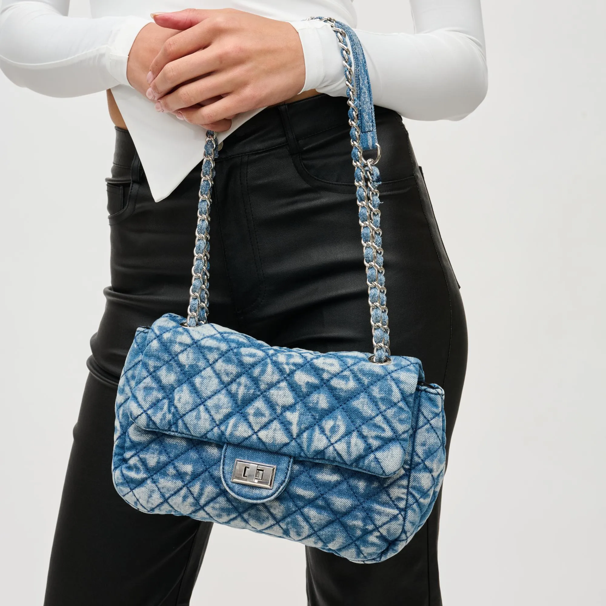Chamika Crossbody