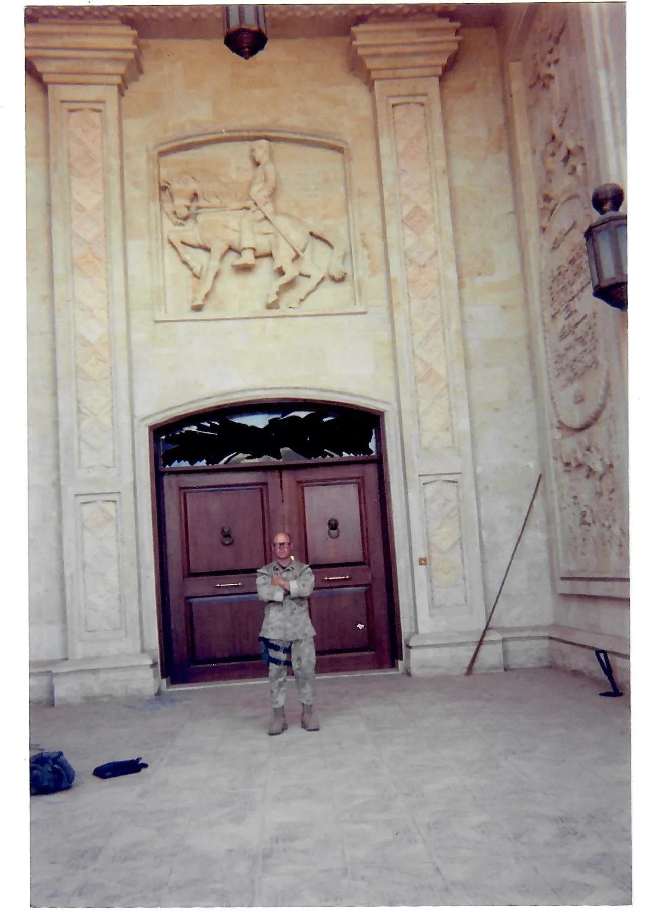Original Iraqi Fedayeen Helmet with Liner and Chinstrap - Operation Iraqi Freedom US Marine Bring Back With Photo of Marine